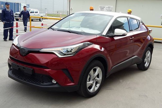 Harga Toyota C-Hr Terbaru Gambar Kelebihan Kekurangan Review Fitur
