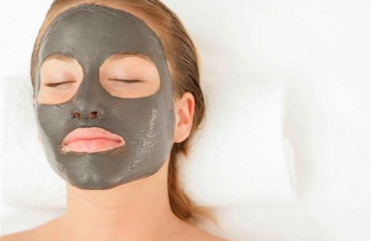 Cara Membuat Masker Lumpur Untuk Mengencangkan Kulit