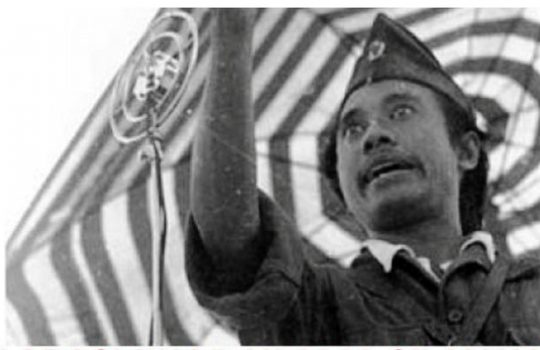 puisi tentang pahlawan yang menggelora