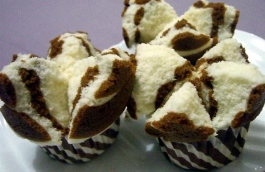 Resep dan Cara Membuat Bolu Kukus, Mekar Dengan Sempurna